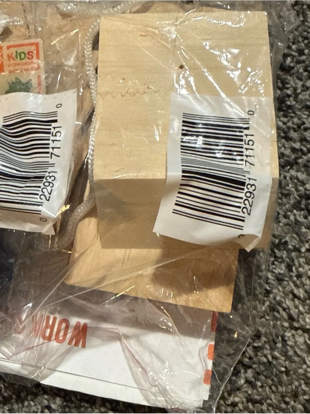 New Home Depot Kids Workshop Christmas Car with Pin
